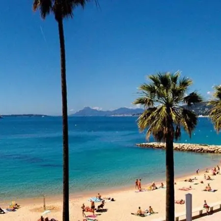 Grand Climatise Proche Plages Juan Les Pins アパート
