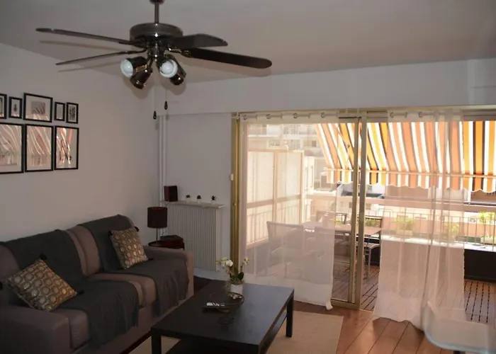 Grand Climatise Proche Plages Juan Les Pins 昂蒂布