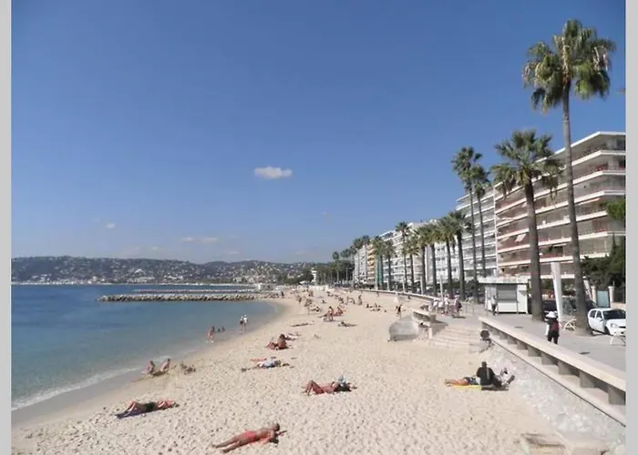 Grand Climatise Proche Plages Juan Les Pins * 昂蒂布